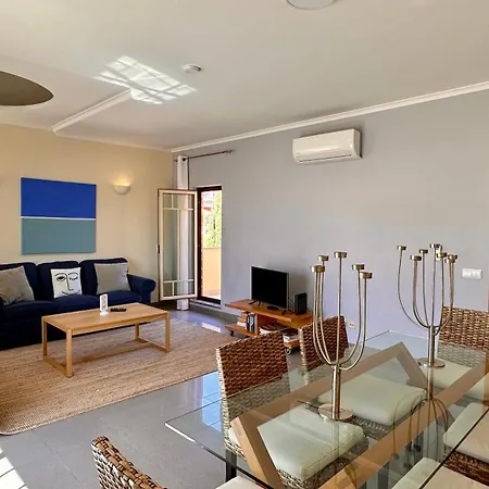 Bicos 303 - Shared Pool - 6 Guests - Albufeira Albufeira